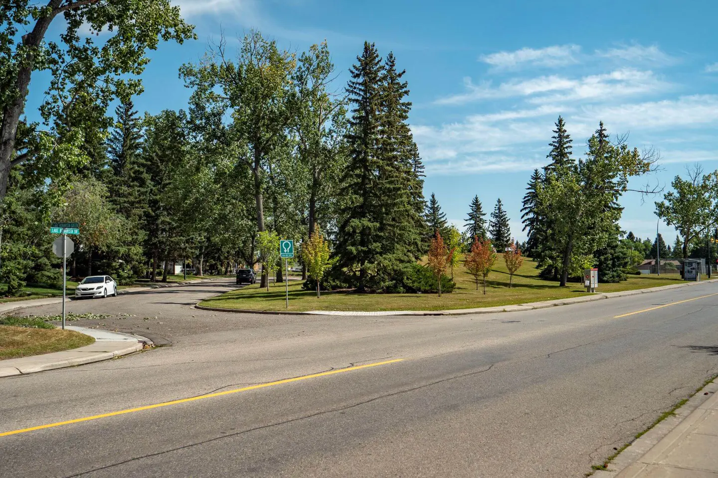Lake Bonavista community in Calgary